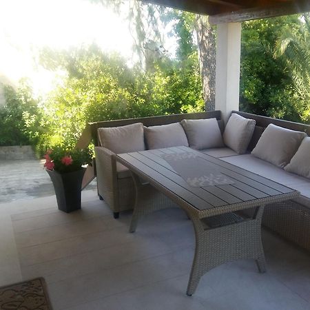 Manda Ljubetić Apartment Sutivan Bagian luar foto
