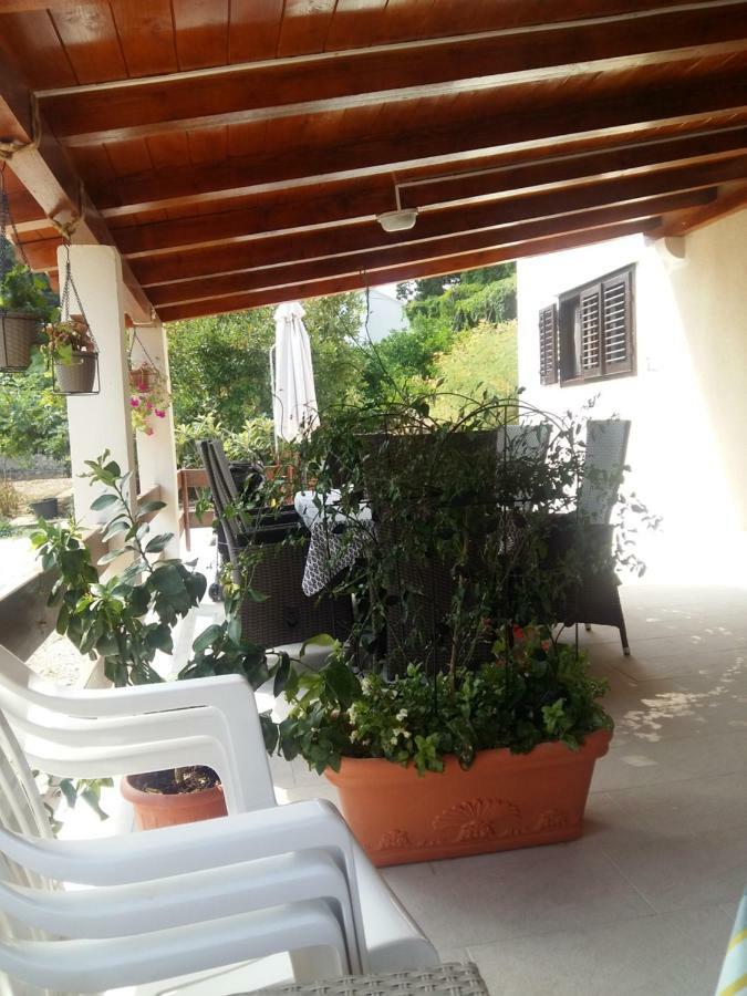Manda Ljubetić Apartment Sutivan Bagian luar foto