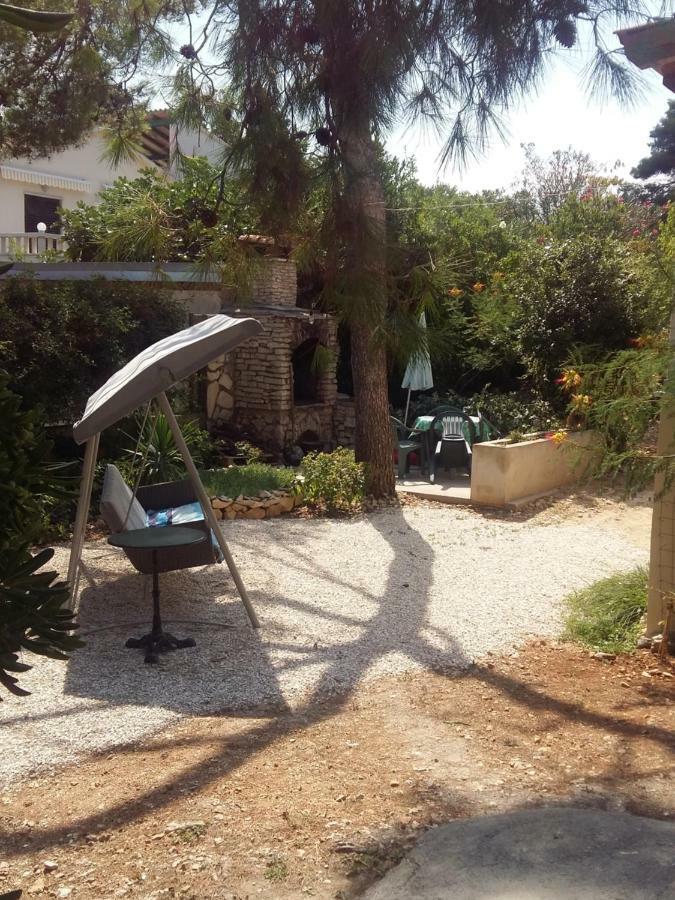 Manda Ljubetić Apartment Sutivan Bagian luar foto